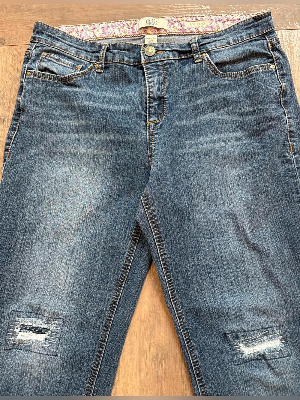 Vintage America Boyfriend Relaxed Fit Distressed Cropped Jeans Size 8